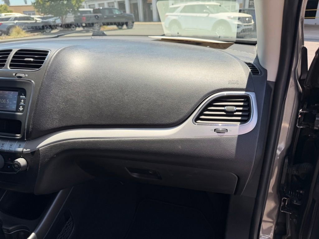 Used 2020 Dodge Journey SE w/ SE Popular Equipment Group FWD image 30