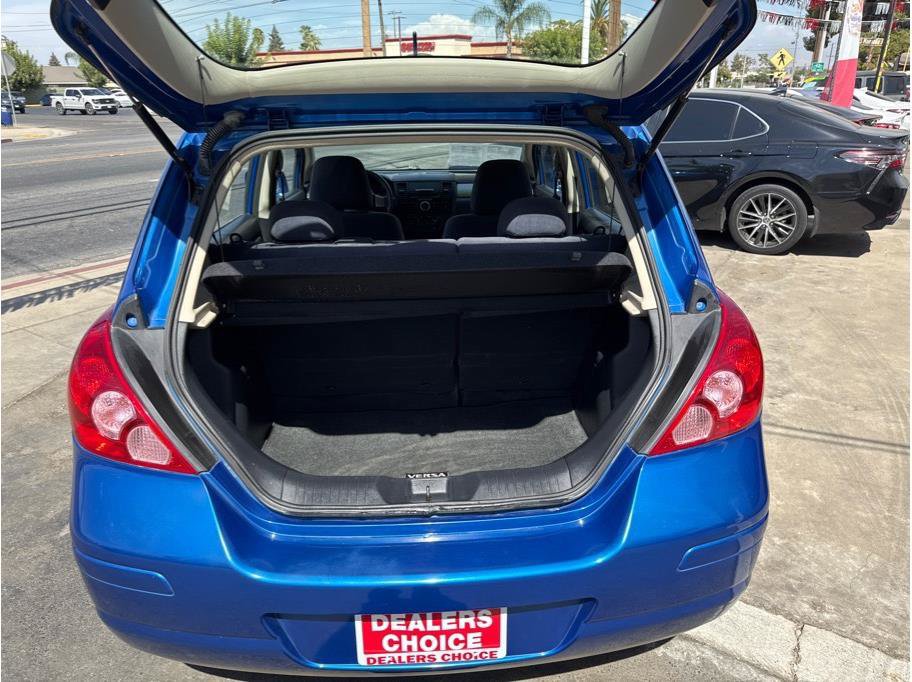 Used 2007 Nissan Versa 1.8 S FWD image 10