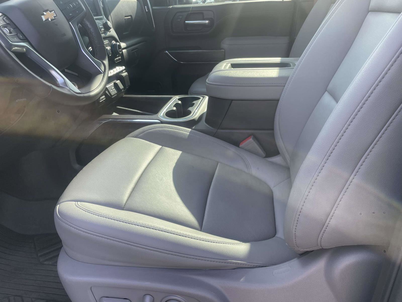 Certified 2022 Chevrolet Silverado 2500 LTZ w/ LTZ Plus Package AWD/4WD image 9