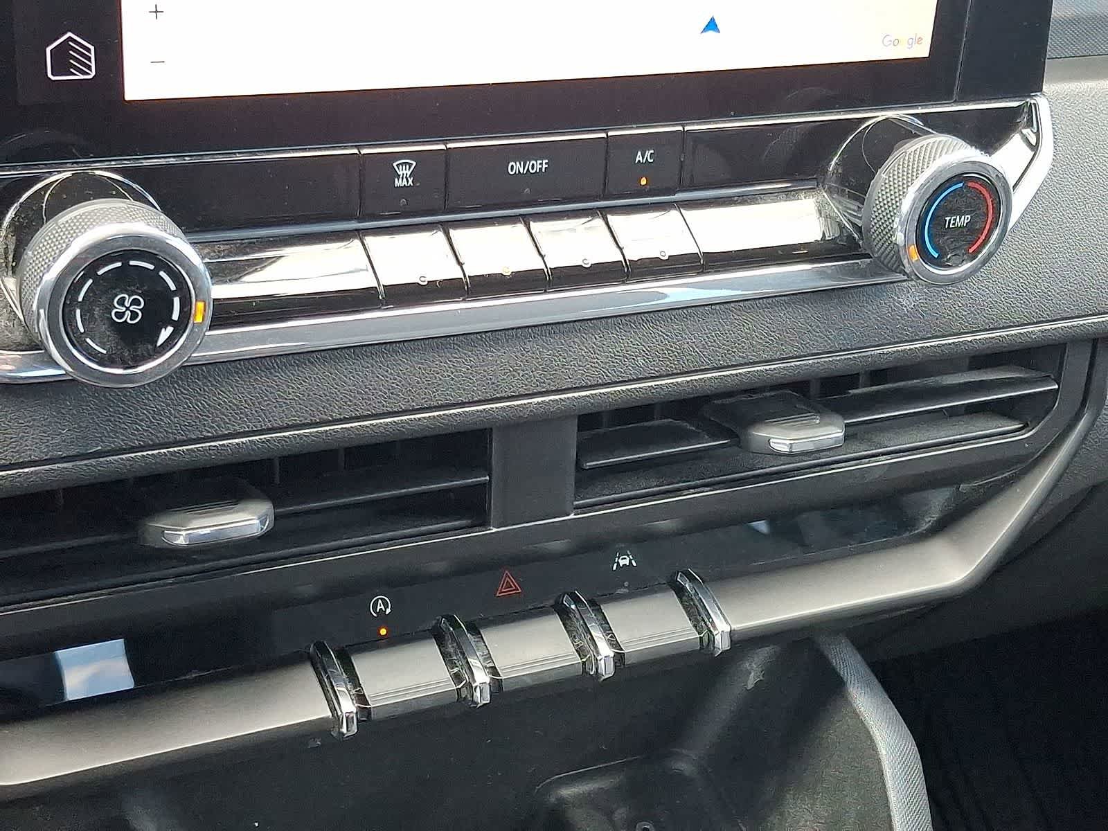 Used 2024 Chevrolet Colorado W/T RWD image 23