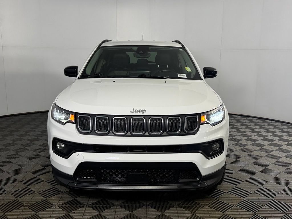 Used 2022 Jeep Compass Latitude AWD/4WD image 4