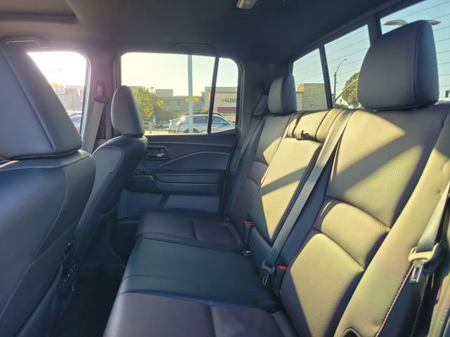Certified 2025 Honda Ridgeline Black Edition image 12