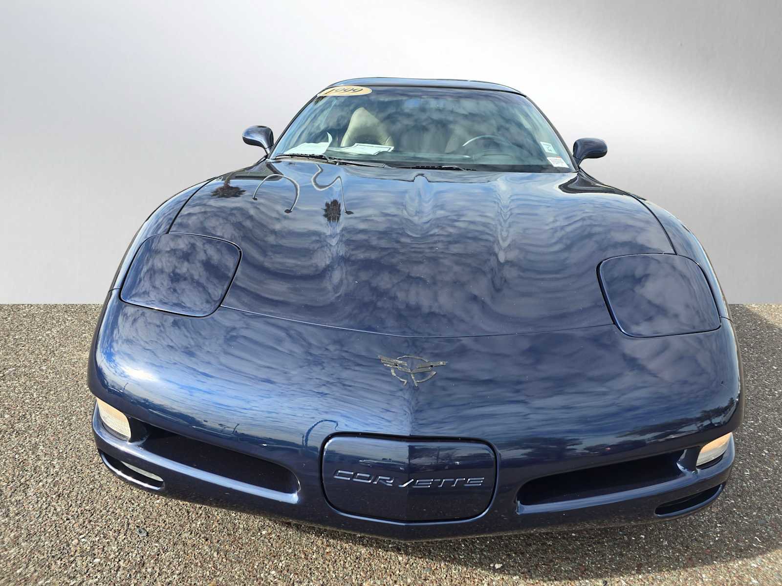 Used 1999 Chevrolet Corvette Coupe w/ Memory Pkg image 8