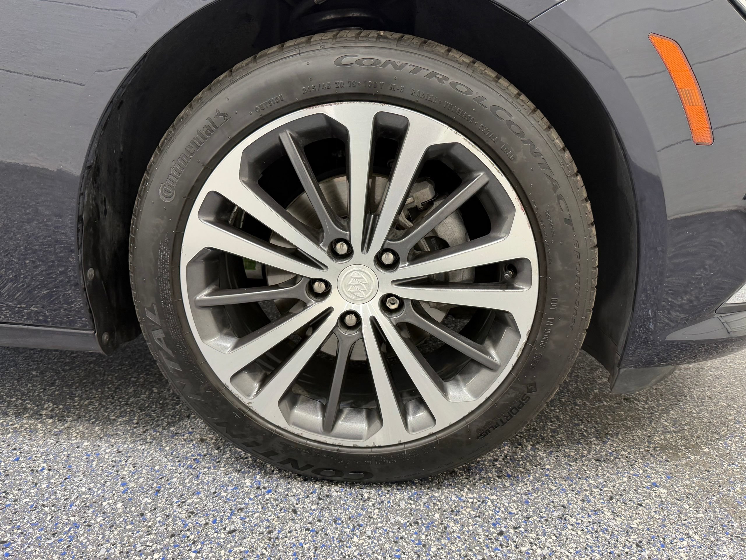Used 2018 Buick Regal Essence FWD image 14
