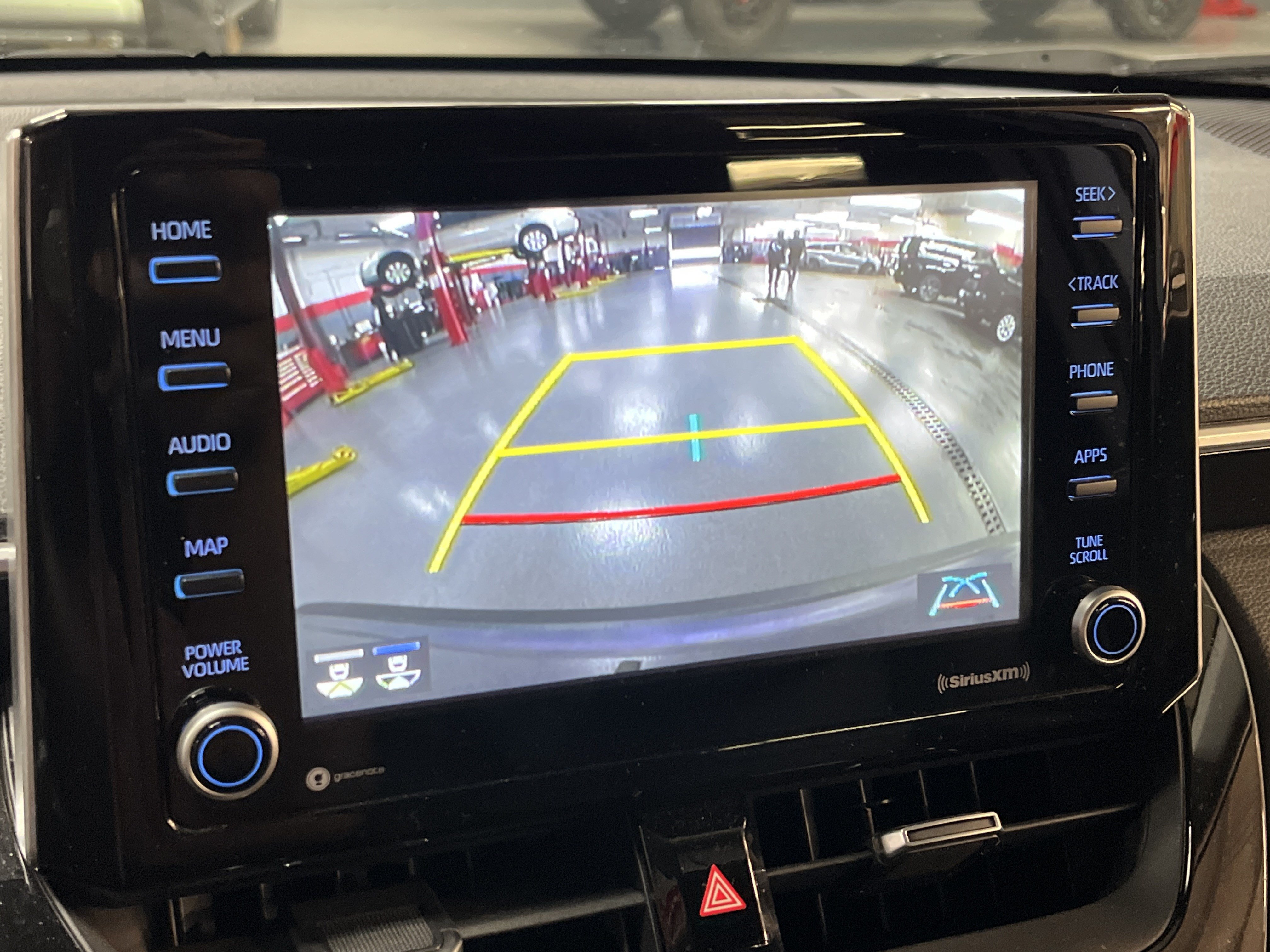 Used 2022 Toyota Corolla Cross XLE AWD/4WD image 9