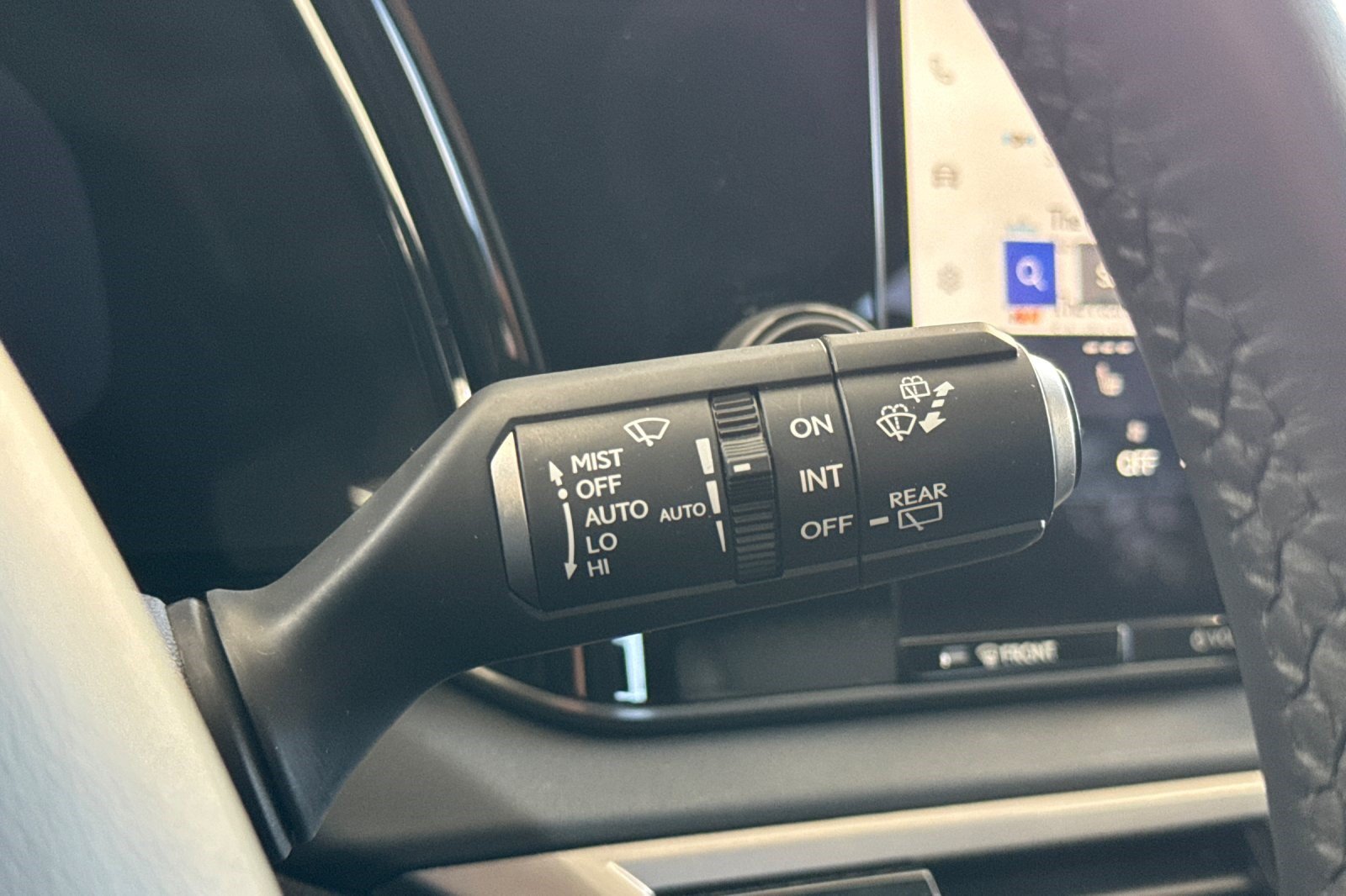 Certified 2025 Lexus RX 350 FWD w/ Technology Package image 33