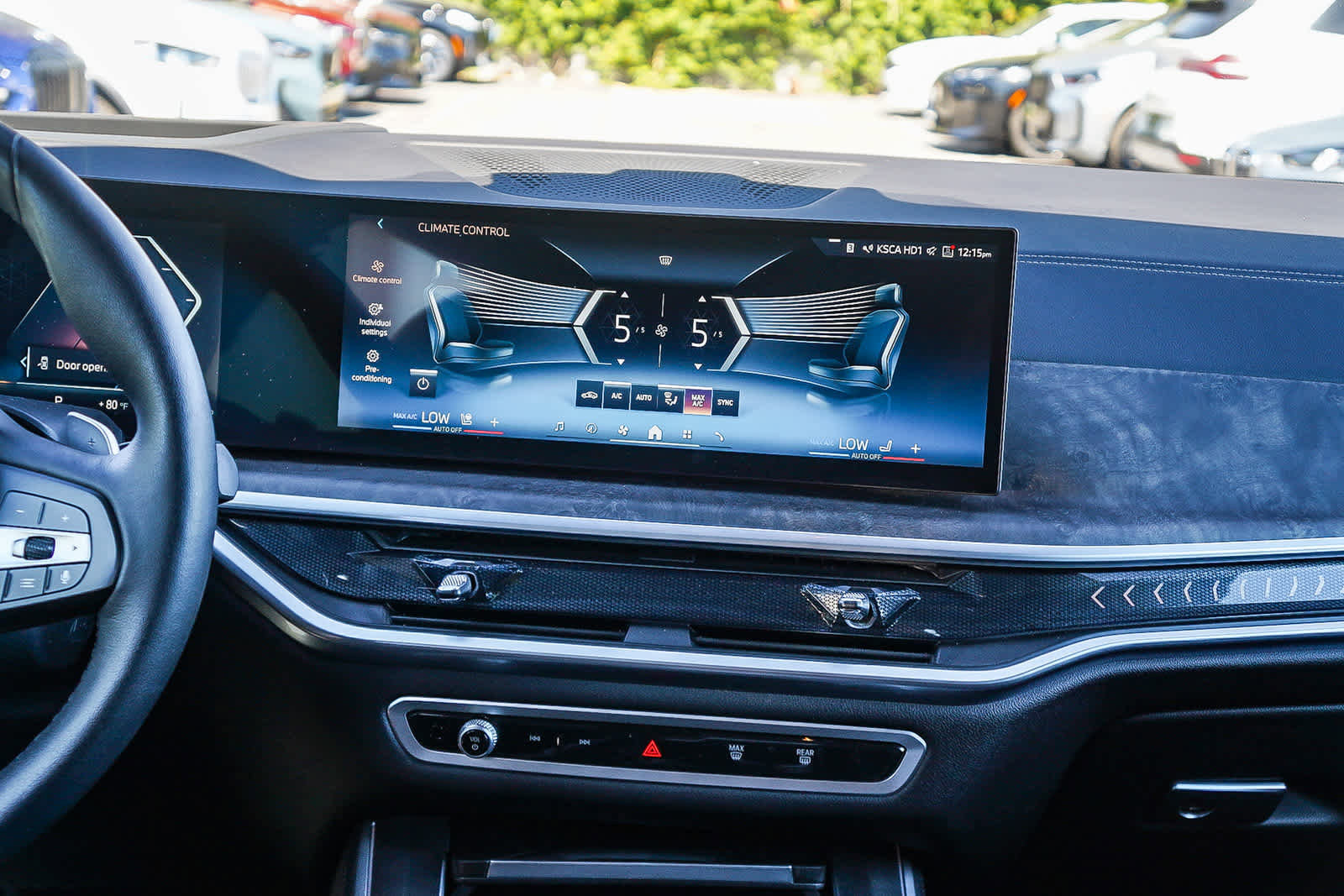 Used 2025 BMW X5 sDrive40i w/ Premium Package image 13