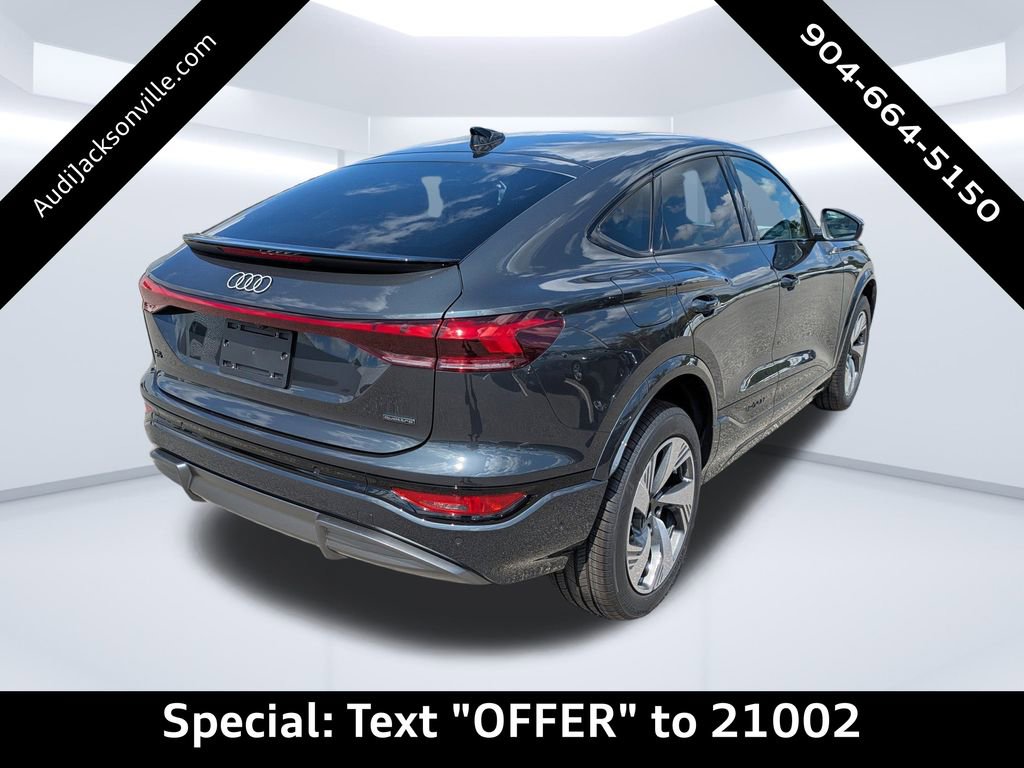 New 2025 Audi Q6 e-tron Prestige image 3