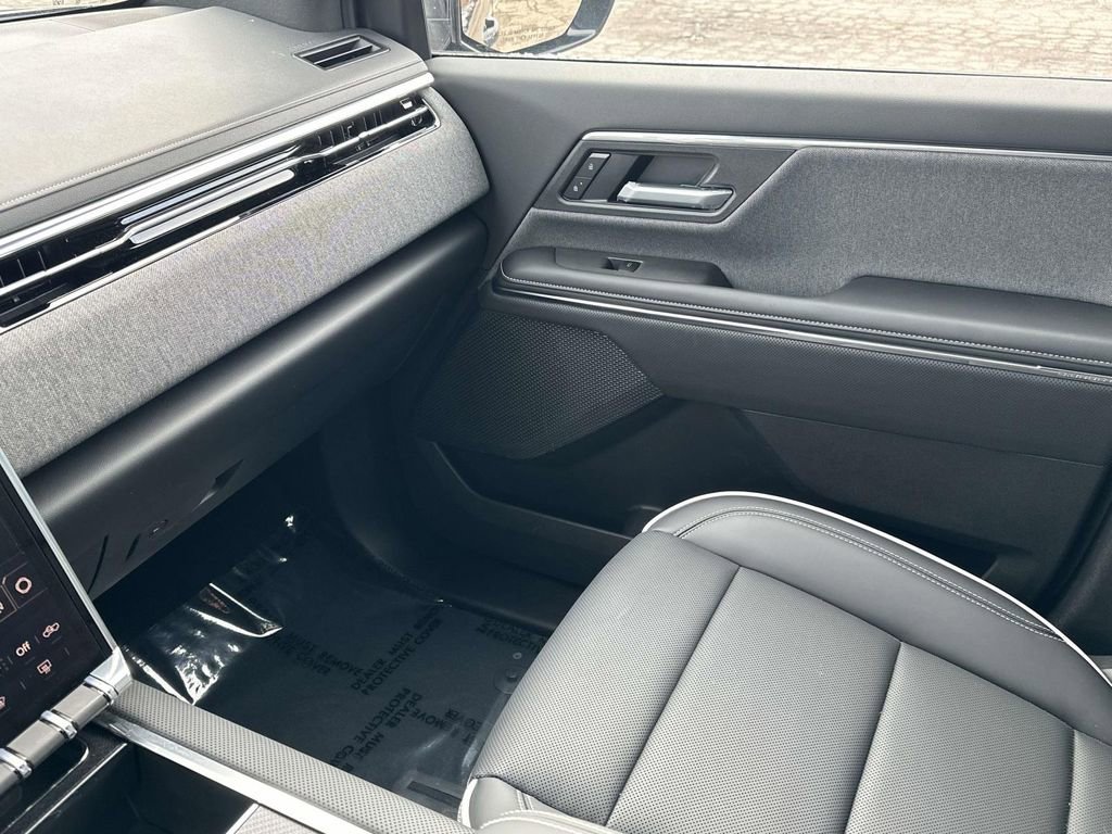 New 2026 GMC Sierra EV Elevation image 31