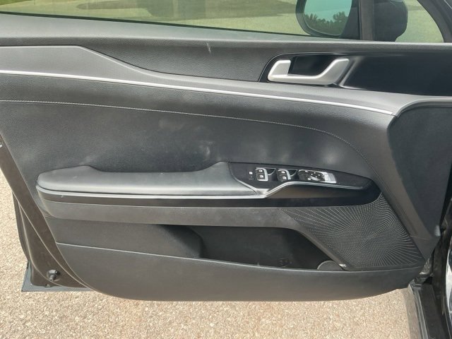 Used 2022 Kia K5 LX image 16