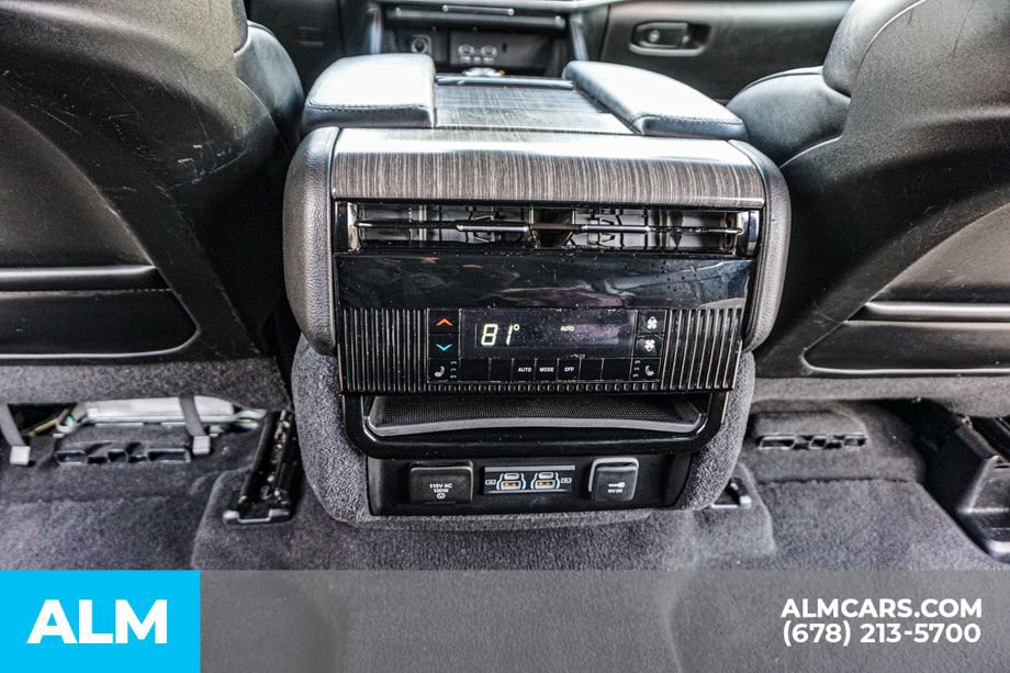 Used 2024 Jeep Wagoneer Series II w/ Flexible Seating Group RWD image 33