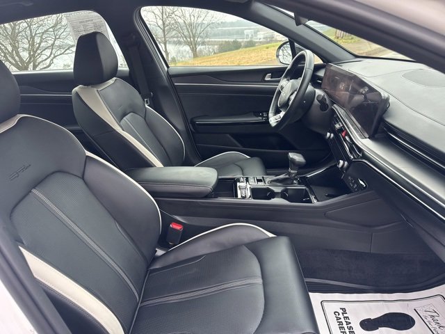 Used 2025 Kia K5 GT-Line image 10