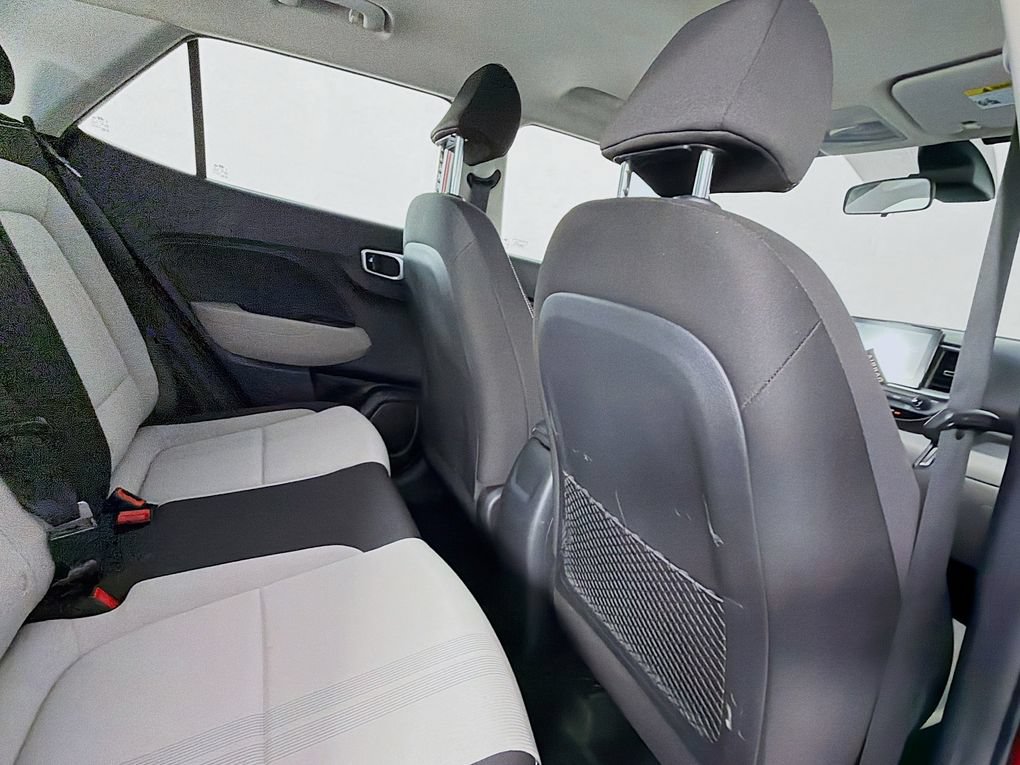 Used 2021 Hyundai Venue SEL FWD image 26