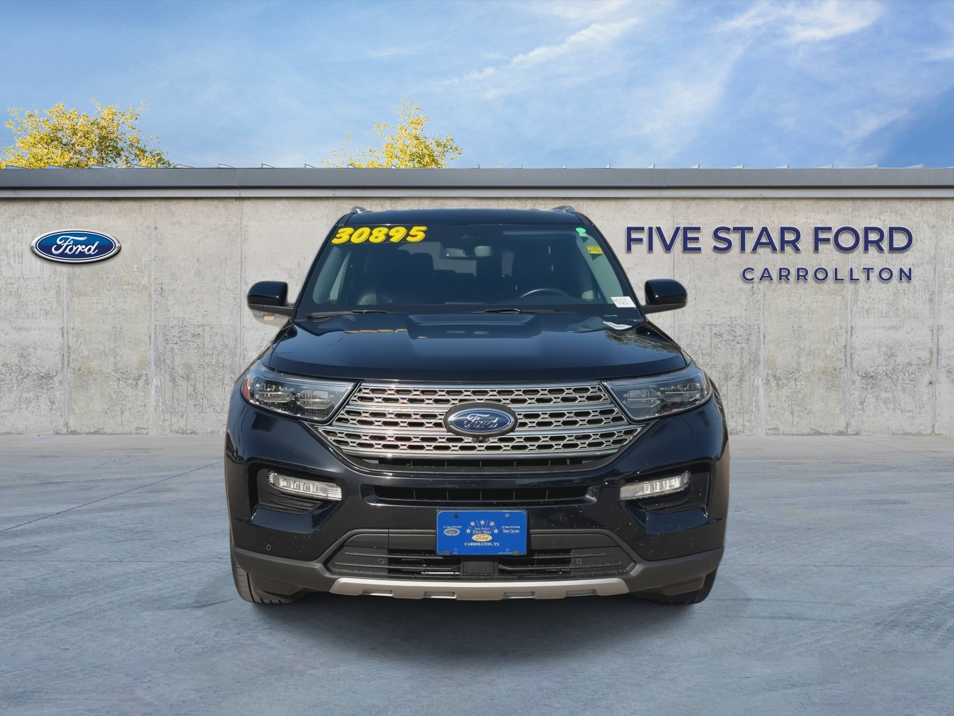 Used 2023 Ford Explorer Limited RWD image 3