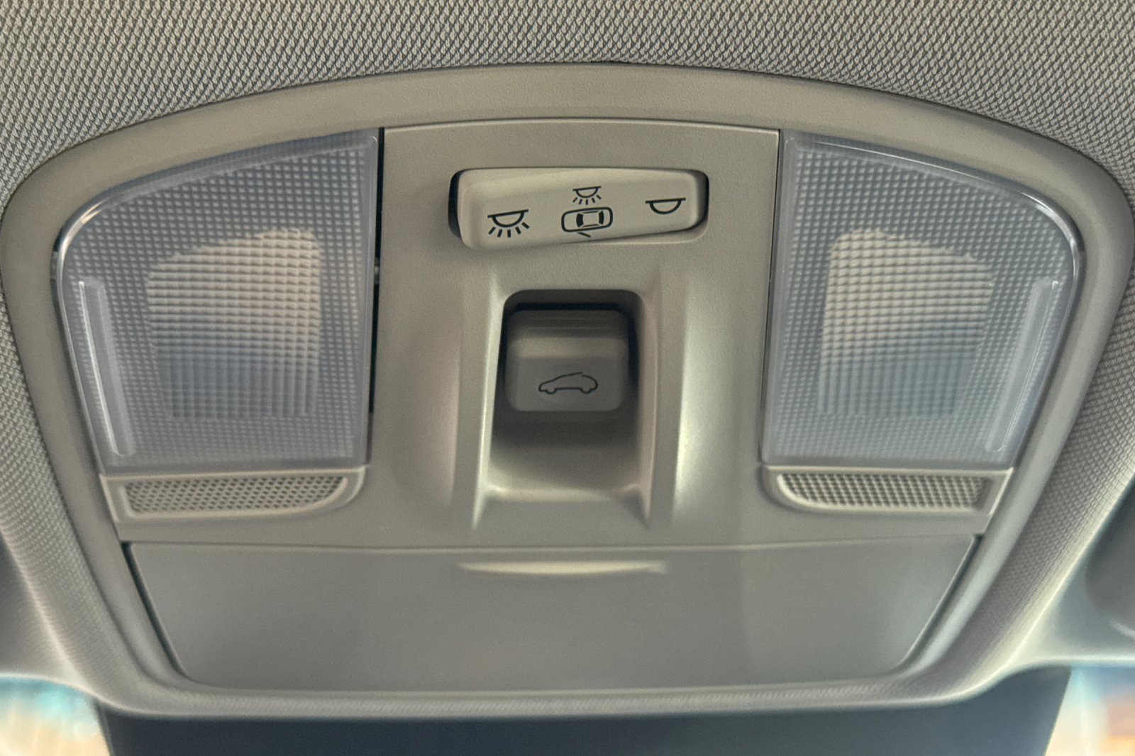 Used 2023 Hyundai Kona Limited AWD/4WD image 24