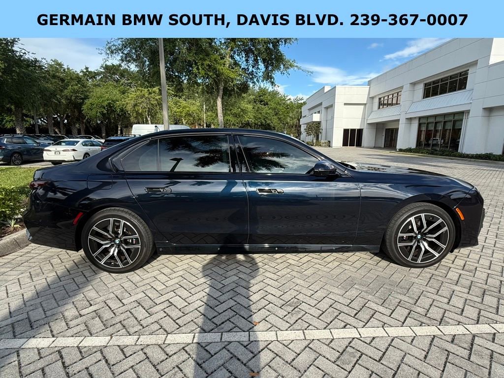 Certified 2025 BMW 760i xDrive w/ Executive Package image 10