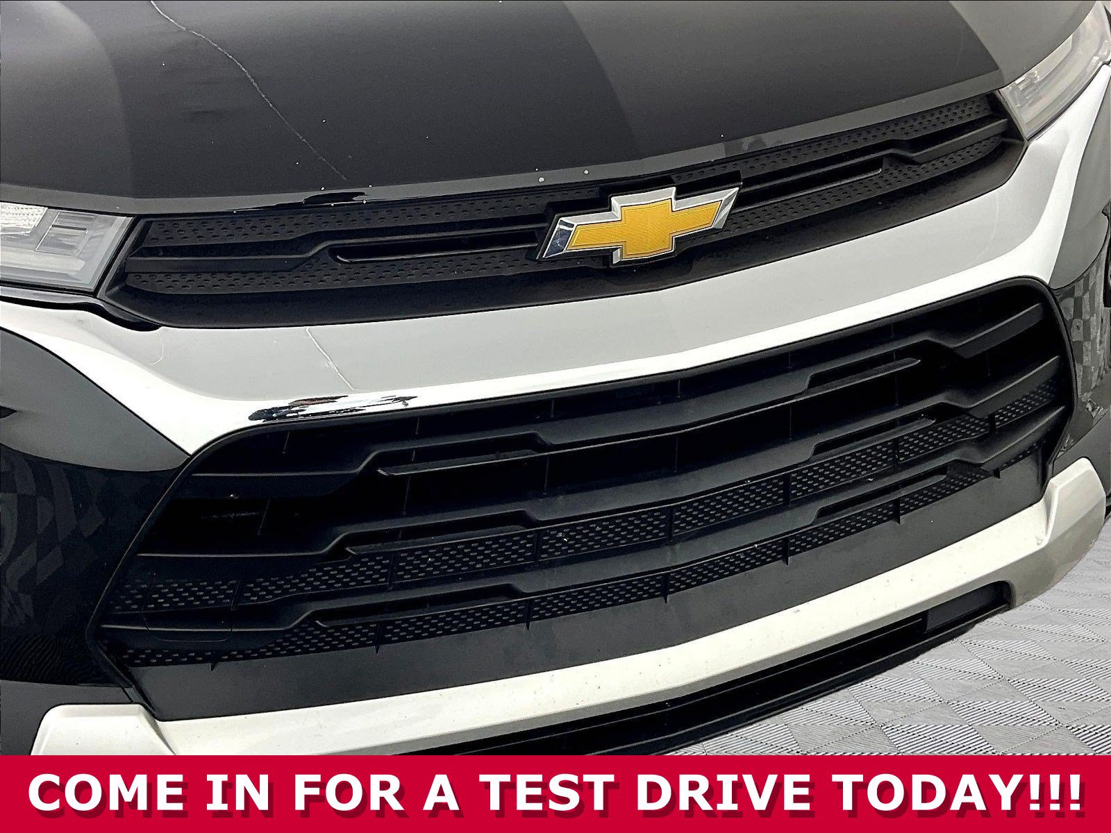 Used 2023 Chevrolet TrailBlazer LT AWD/4WD image 27