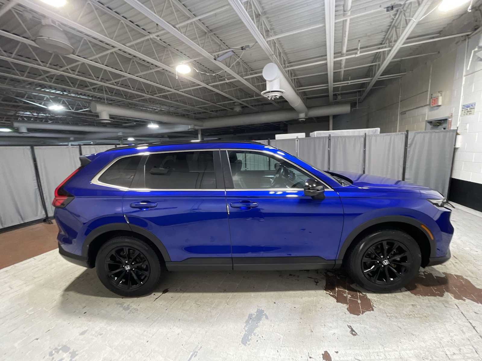 Used 2025 Honda CR-V Sport-L image 27