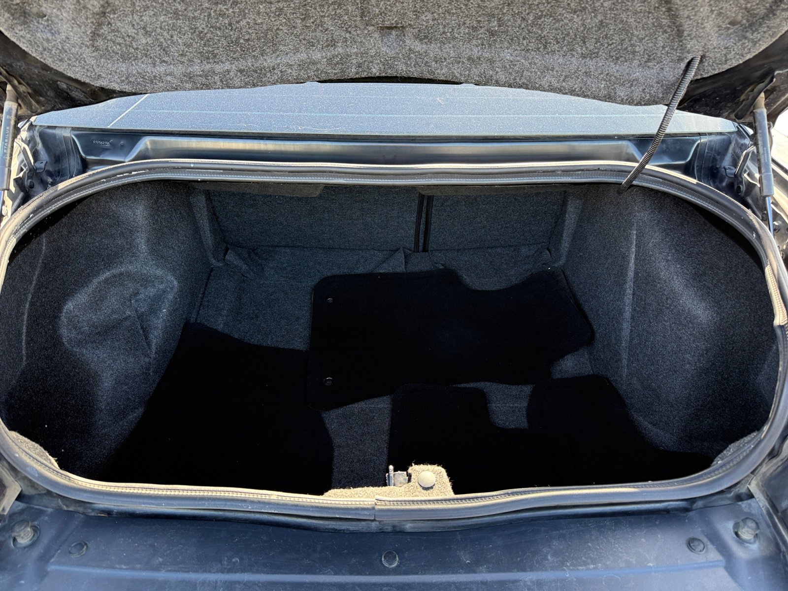 Used 2020 Dodge Challenger SXT image 17