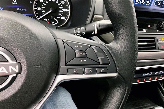 New 2025 Nissan Altima 2.5 SV image 22