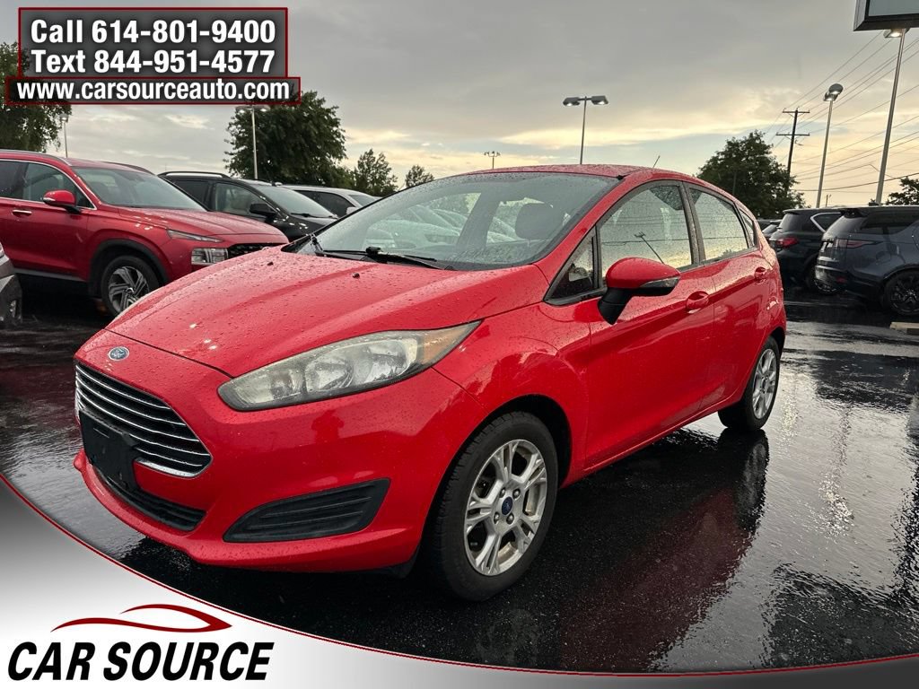 Used 2015 Ford Fiesta SE FWD image 2