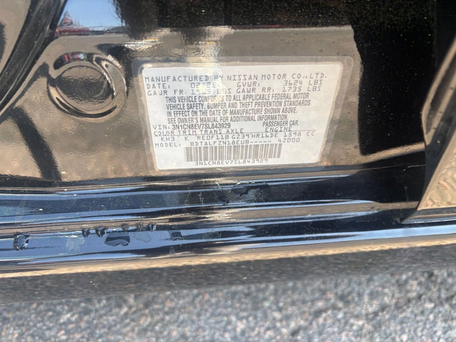 Used 2025 Nissan Versa SV image 29