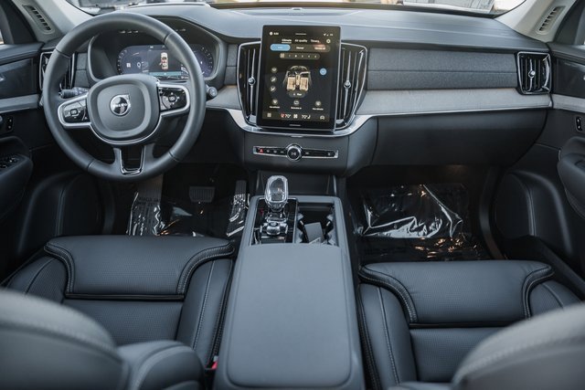 New 2026 Volvo XC90 B6 Ultra w/ Protection Package image 19