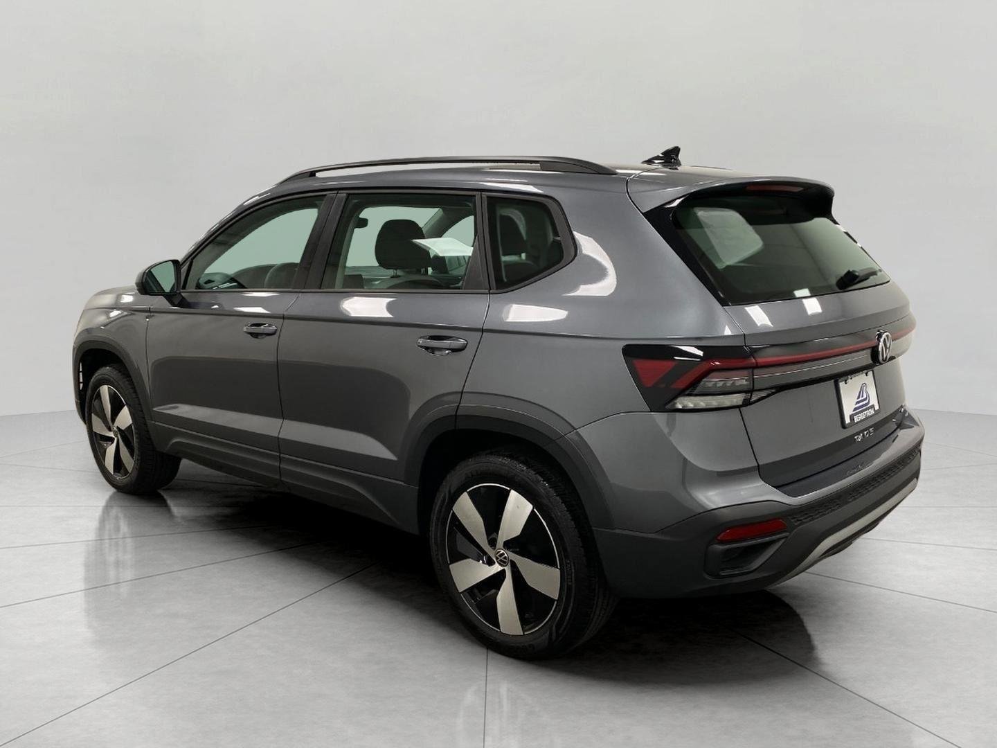 Used 2025 Volkswagen Taos S AWD/4WD image 36