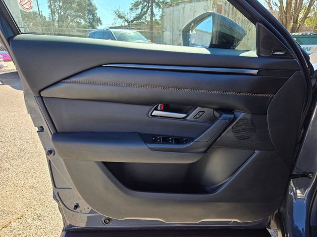 Used 2025 MAZDA CX-50 AWD 2.5 Hybrid w/ Premium Pkg image 13
