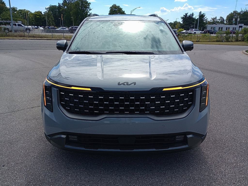 New 2026 Kia Carnival SX w/ SX Dark Edition Package image 3