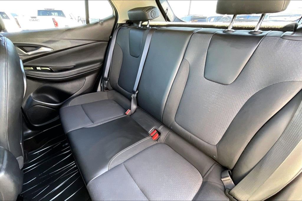 Used 2023 Buick Encore GX Preferred w/ Cold Weather Comfort Package image 19