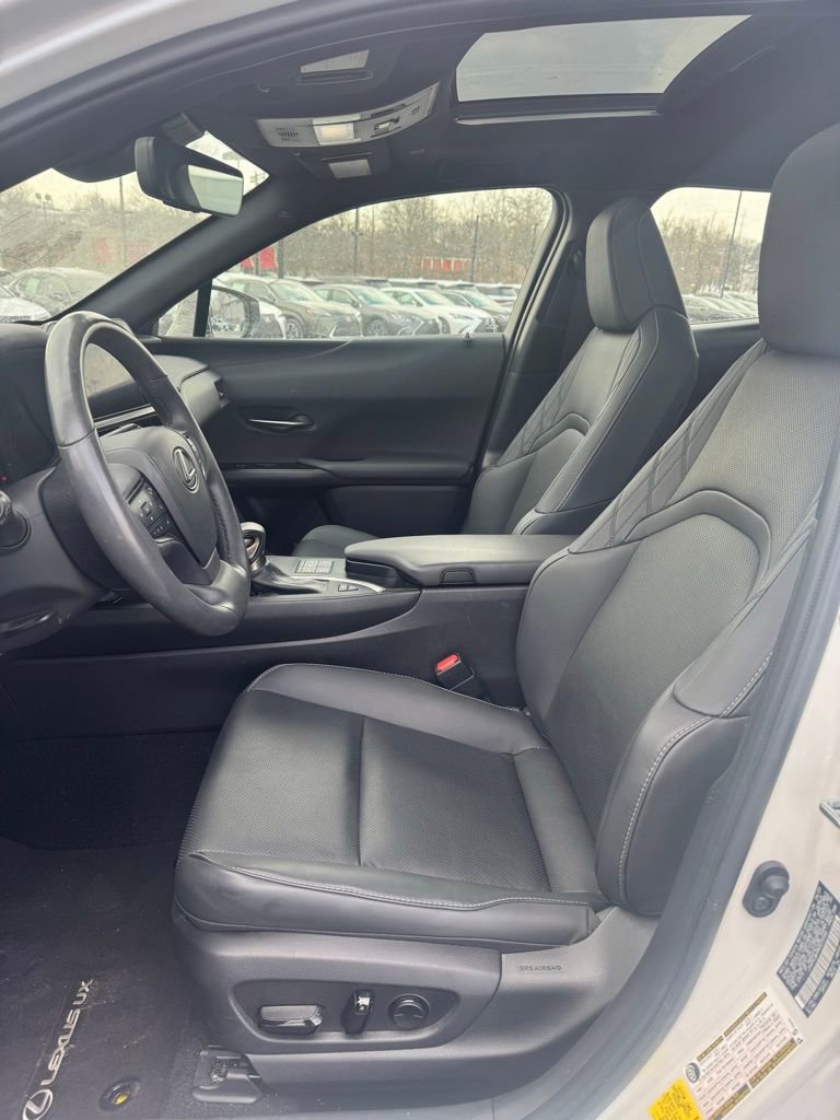 Certified 2024 Lexus UX 250h 250h Premium image 8