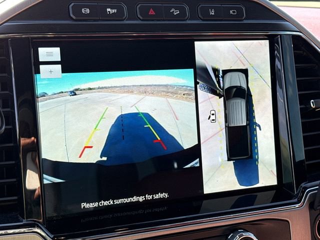 Used 2022 Ford F250 Platinum w/ FX4 Off-Road Package image 25