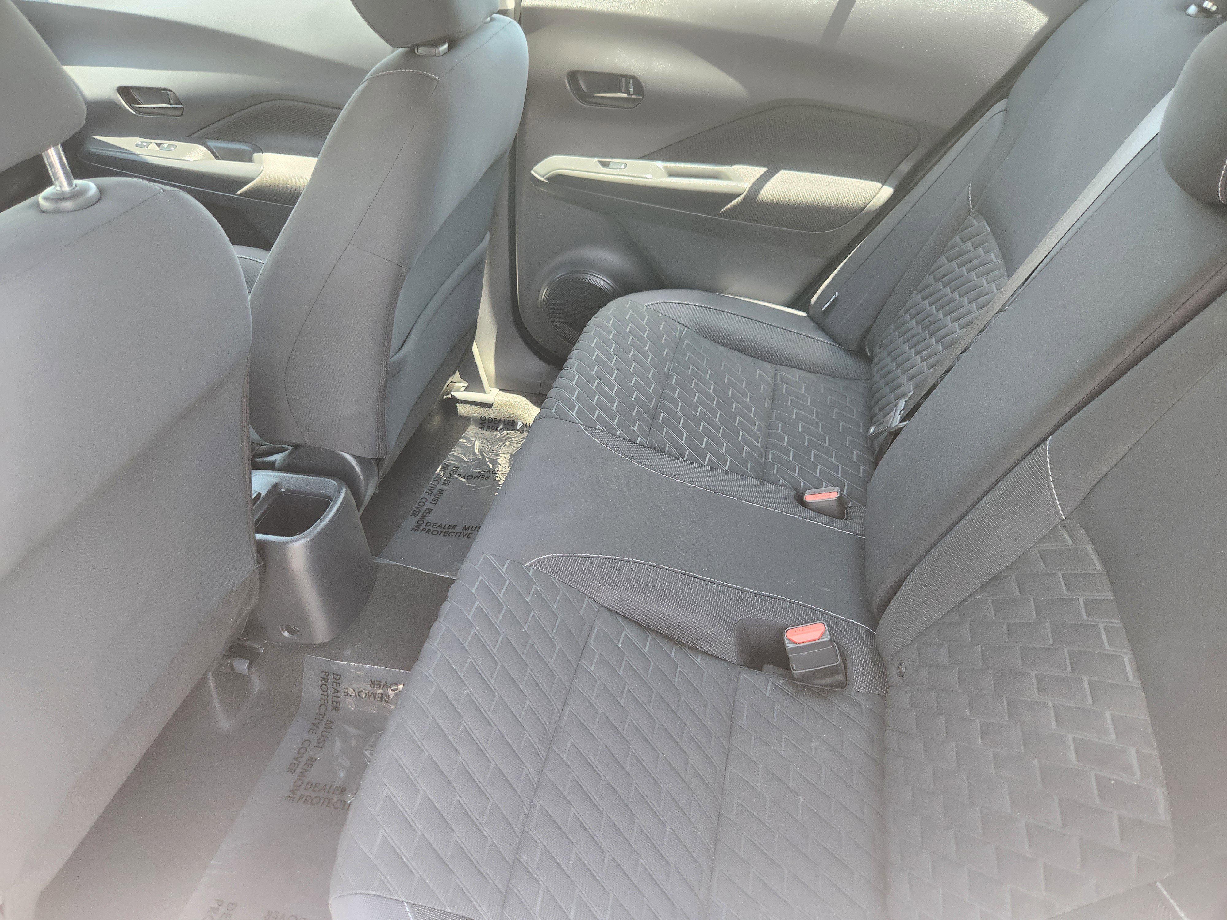 Used 2021 Nissan Kicks S image 9