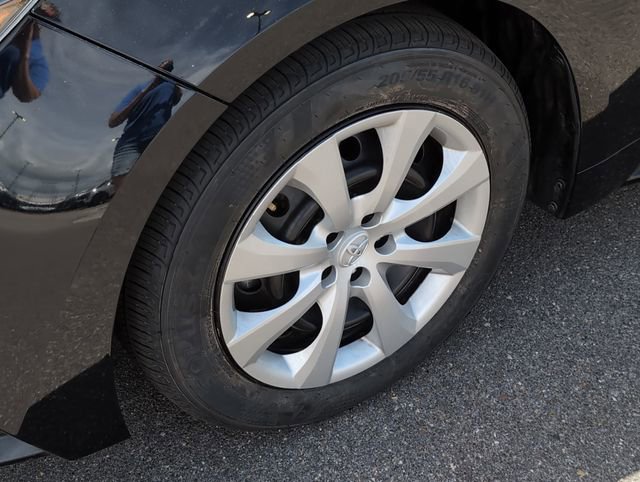 Used 2024 Toyota Corolla LE FWD image 10