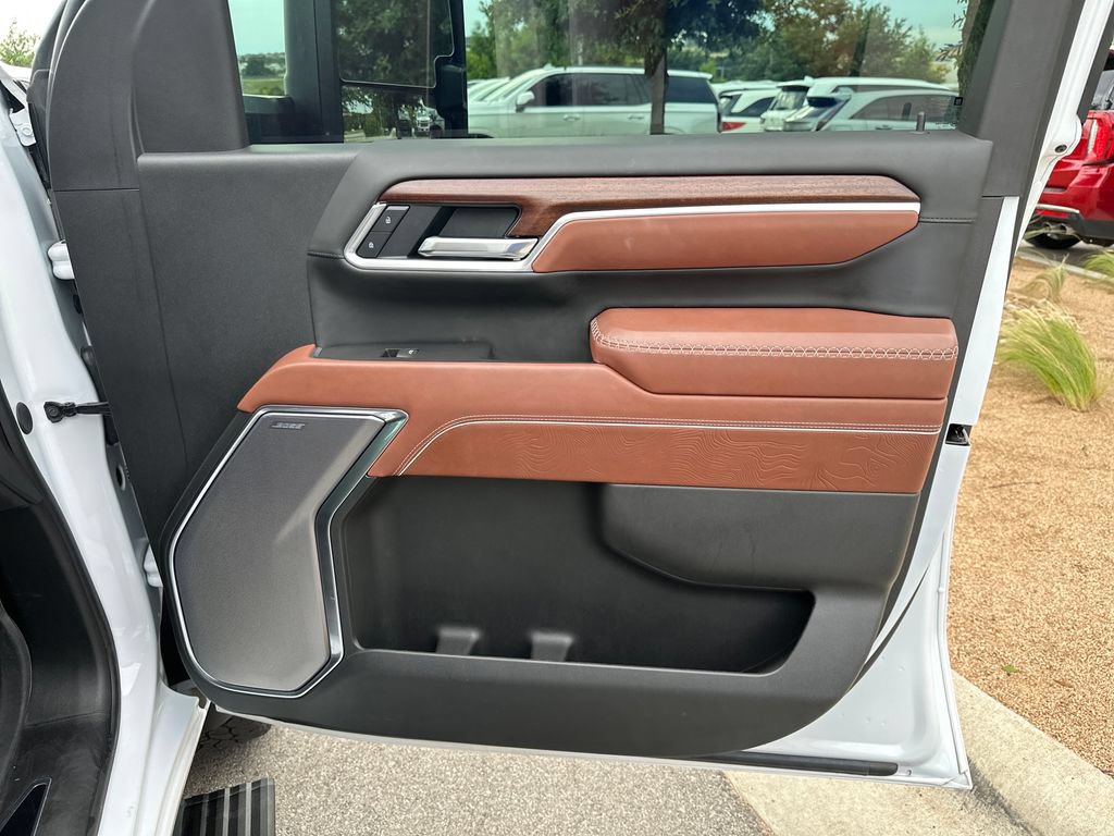 Used 2025 GMC Sierra 2500 Denali Ultimate AWD/4WD image 35