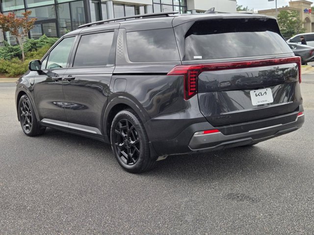 Certified 2025 Kia Carnival SX Prestige FWD image 8