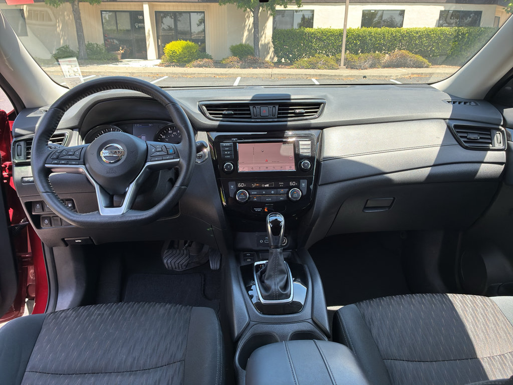 Used 2019 Nissan Rogue SV w/ Premium Package FWD image 47
