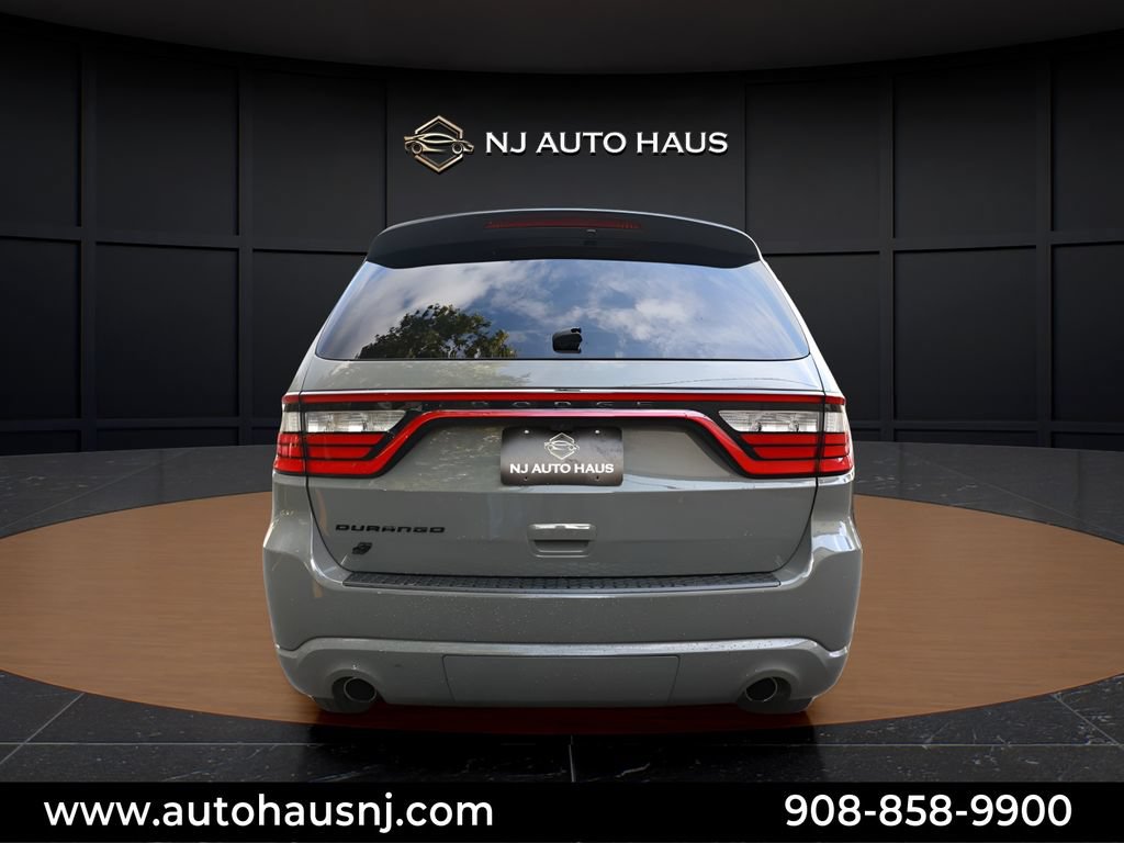 Used 2022 Dodge Durango SXT w/ Blacktop Package AWD/4WD image 9