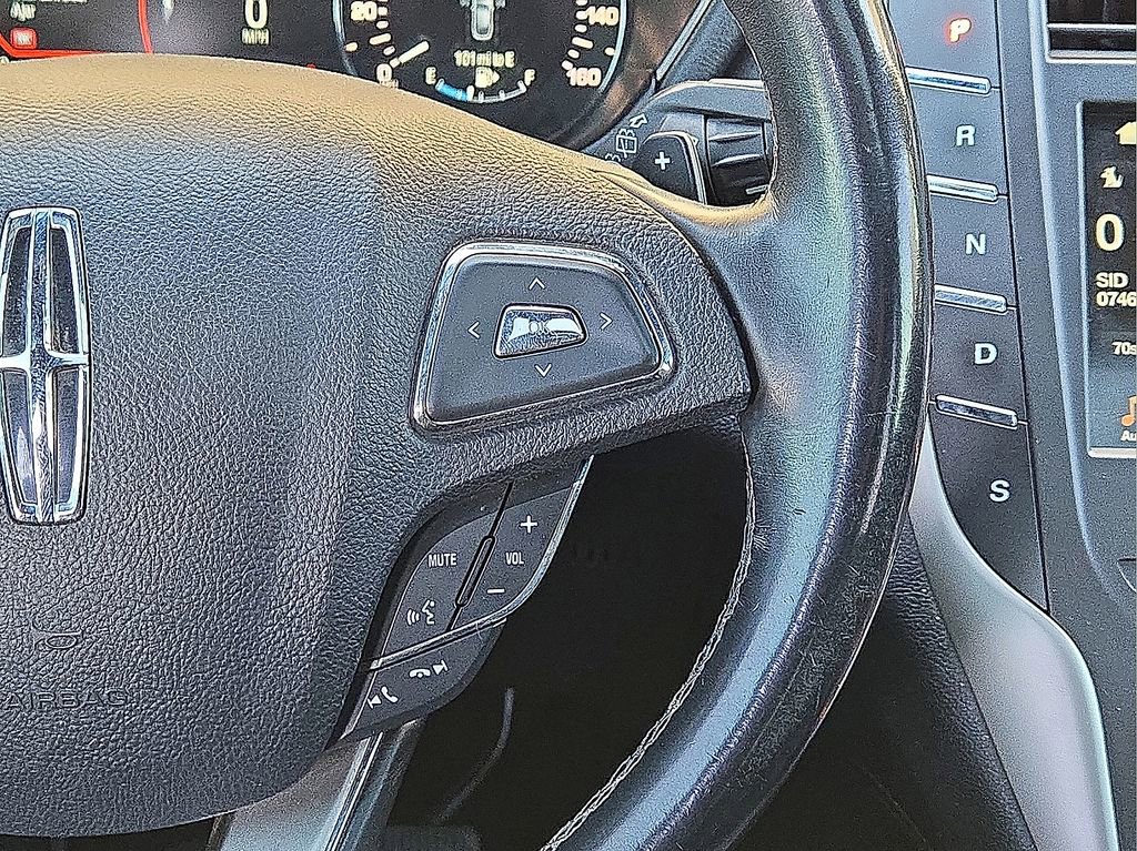 Used 2017 Lincoln MKC Reserve image 20