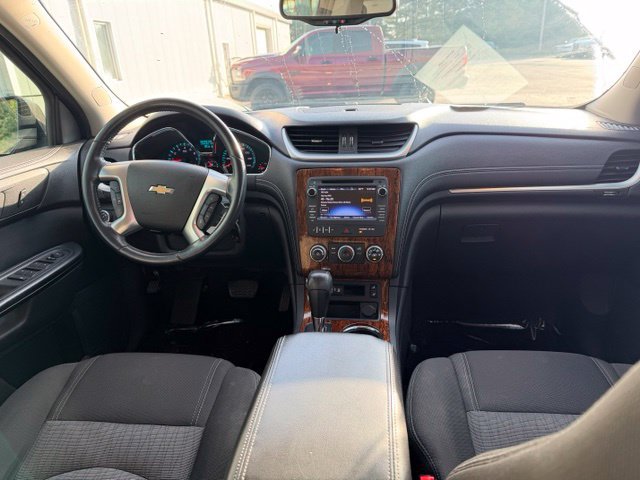 Used 2013 Chevrolet Traverse LT w/ All-Star Edition FWD image 2
