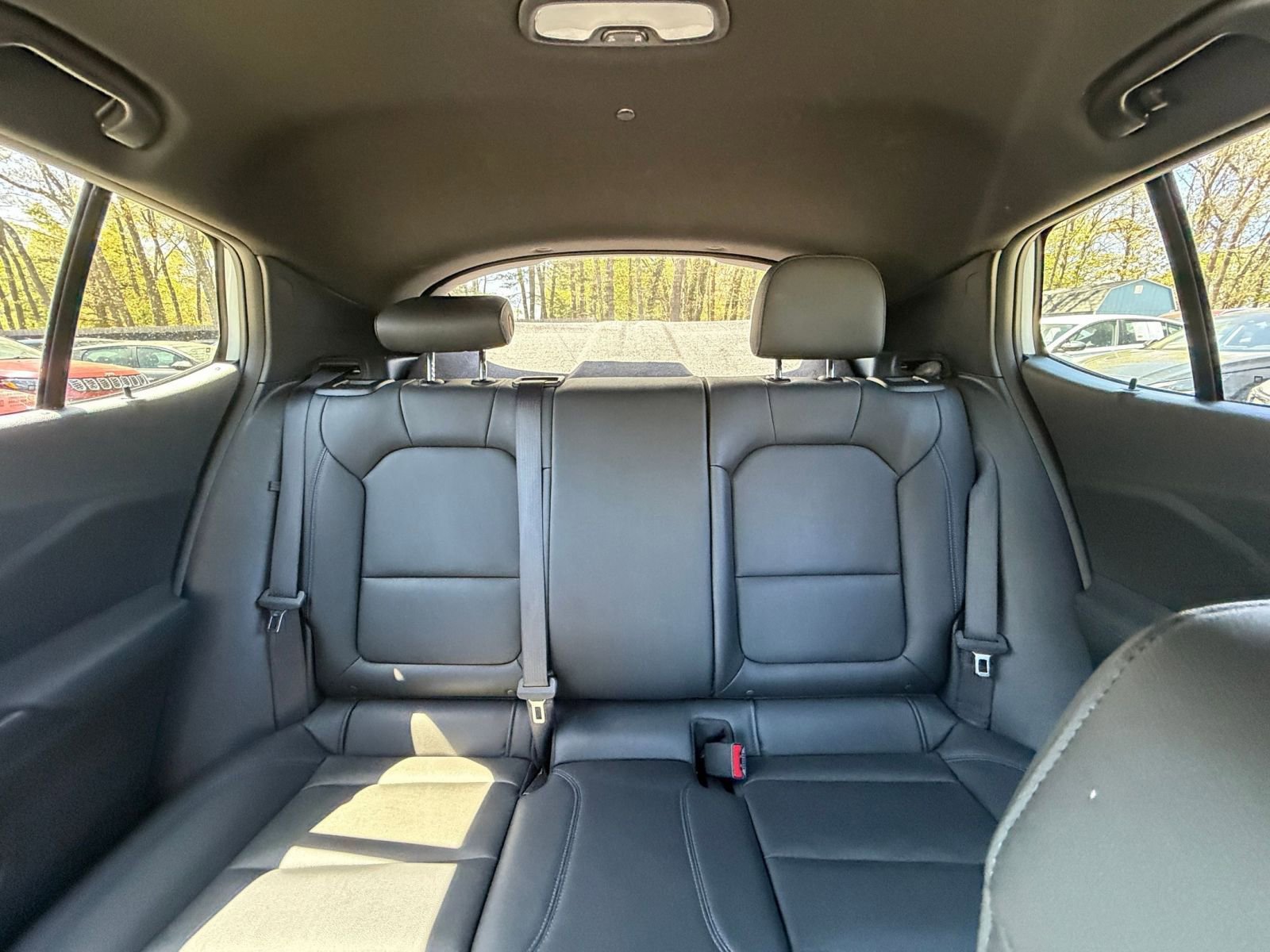 Used 2025 Buick Envista Sport Touring FWD image 37