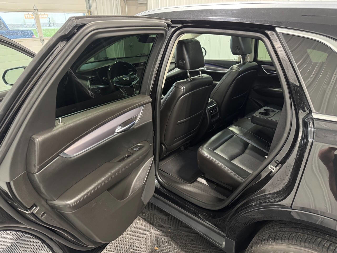 Used 2017 Cadillac XT5 Premium Luxury AWD/4WD image 14