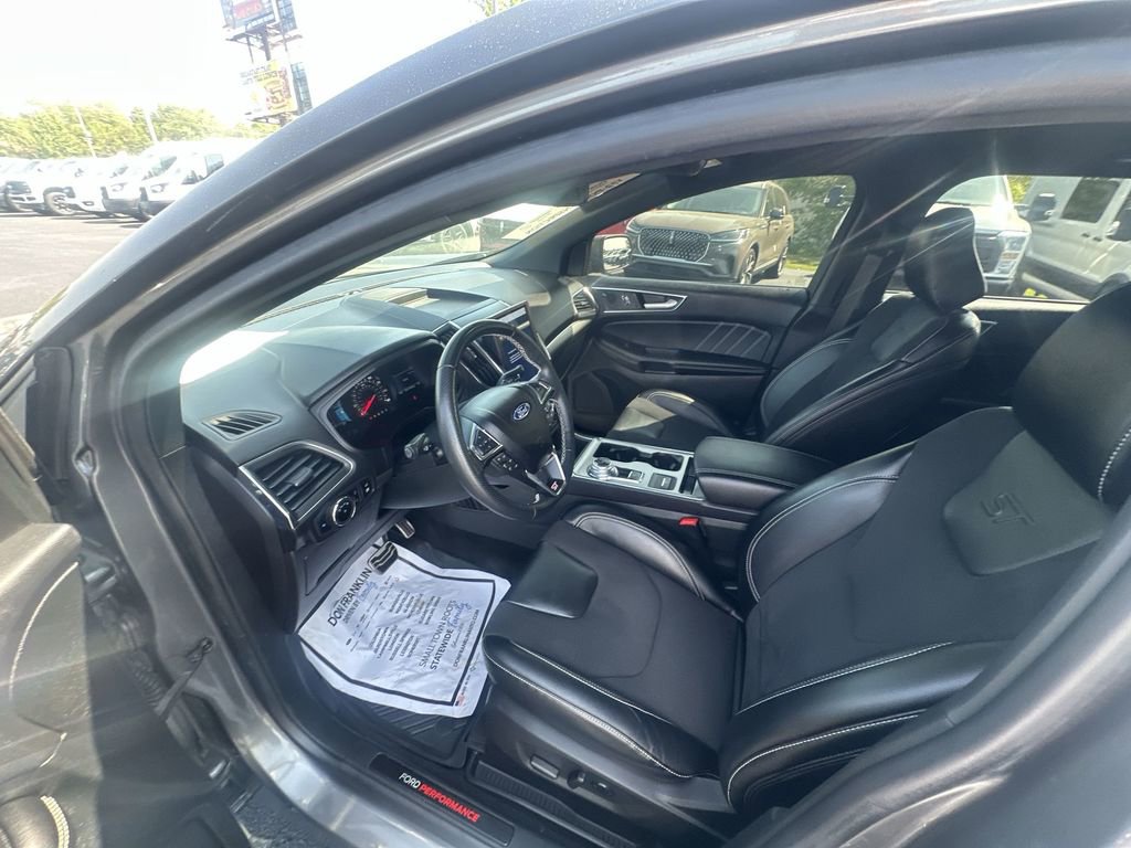 Used 2023 Ford Edge ST AWD/4WD image 10