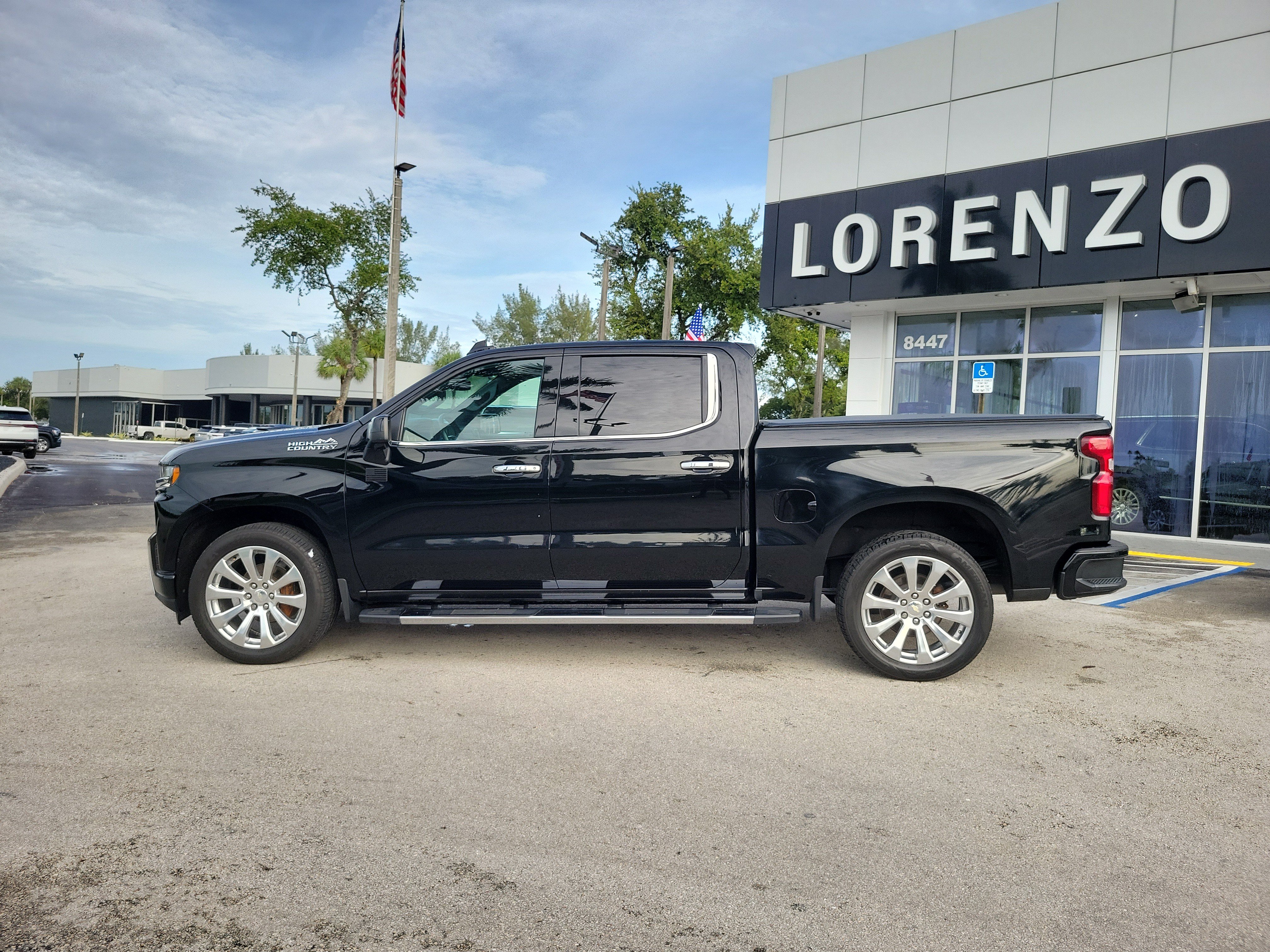 Used 2021 Chevrolet Silverado 1500 High Country RWD image 8