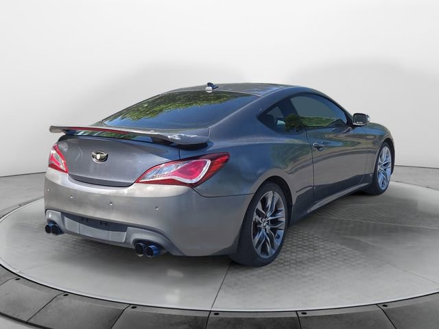Used 2016 Hyundai Genesis Coupe 3.8 RWD image 5