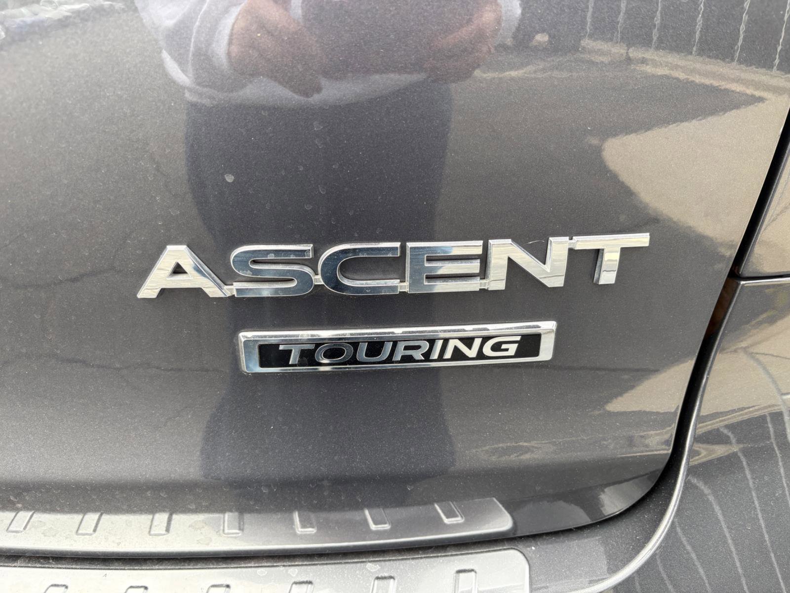 Used 2023 Subaru Ascent Touring image 8
