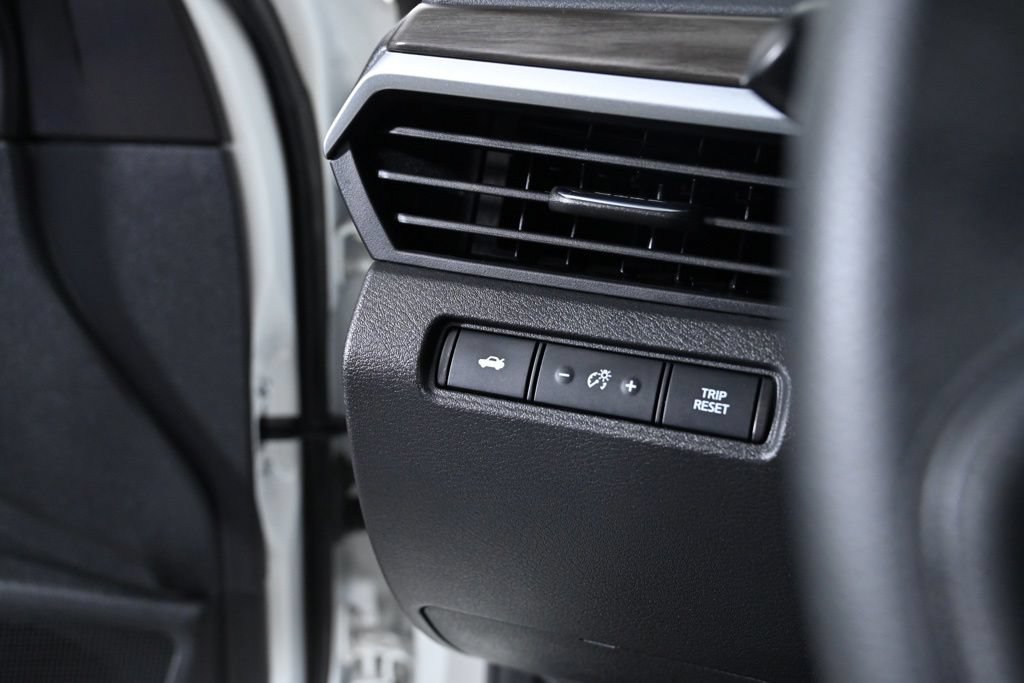 Certified 2023 Nissan Altima 2.5 SV FWD image 21