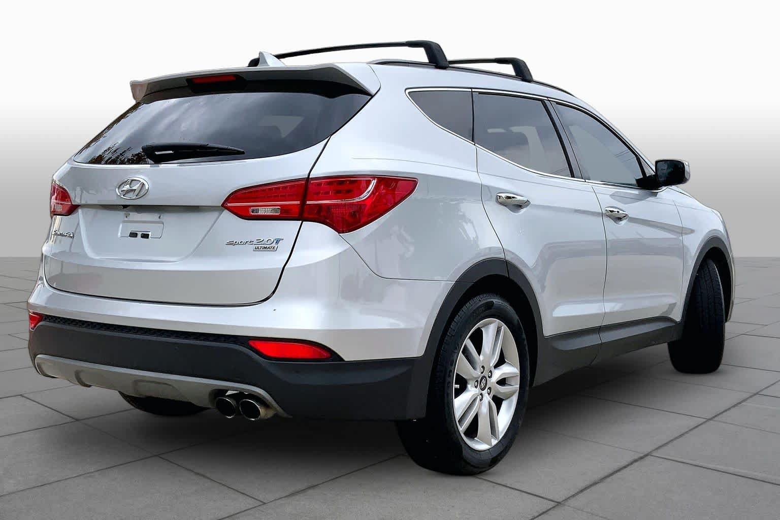 Used 2016 Hyundai Santa Fe Sport 2.0T w/ Option Group 05 FWD image 13