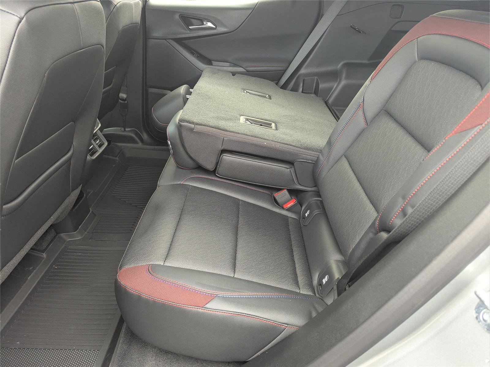 New 2026 Chevrolet Equinox RS image 23